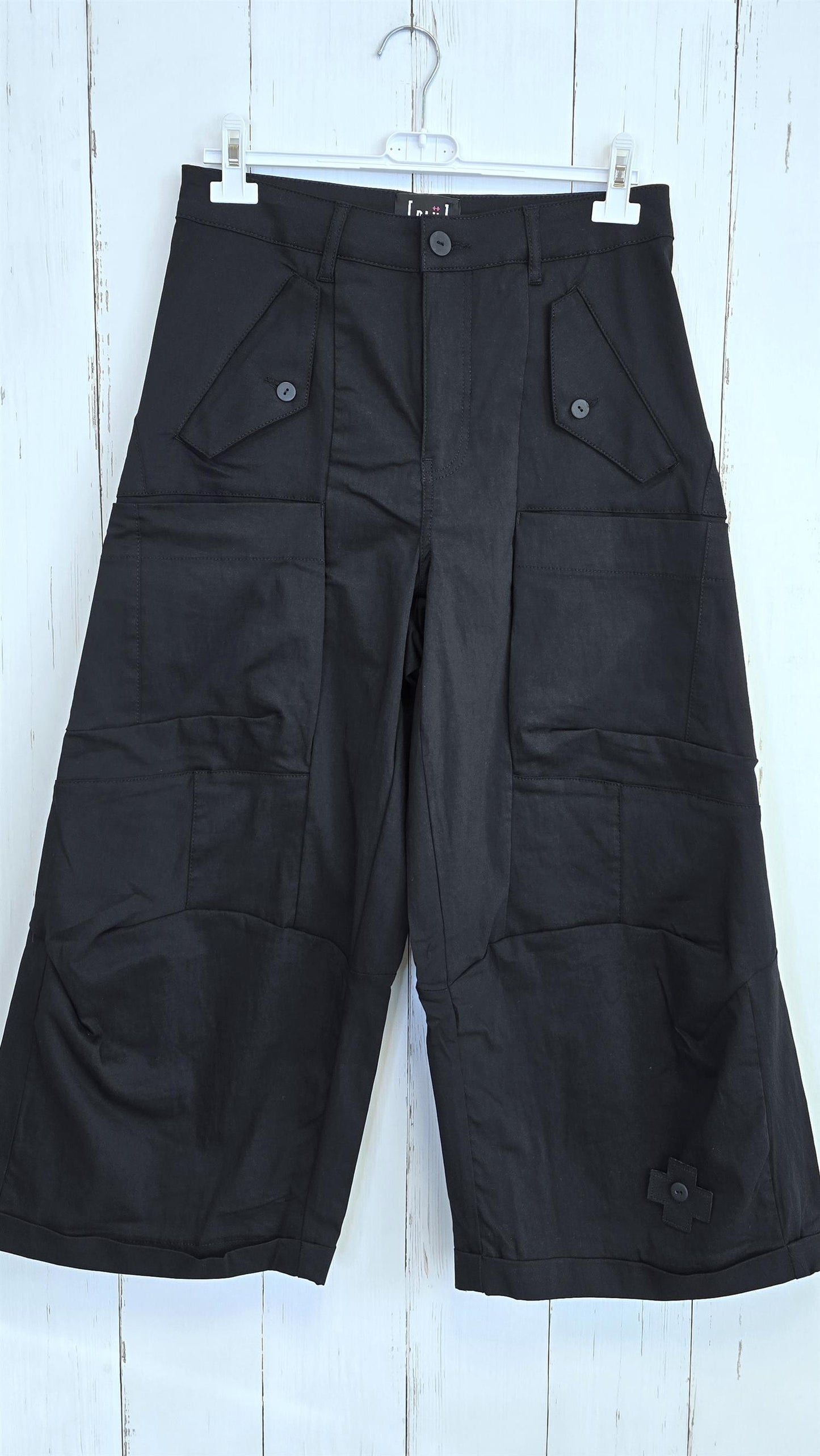Short plenty pant svart