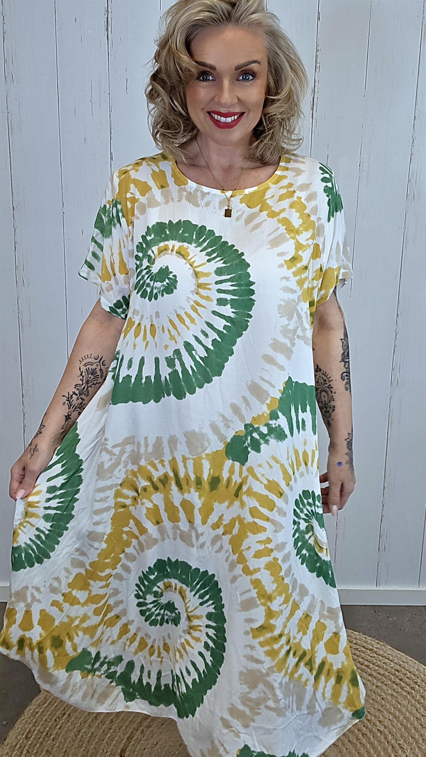 Vikie viskosekjole gul