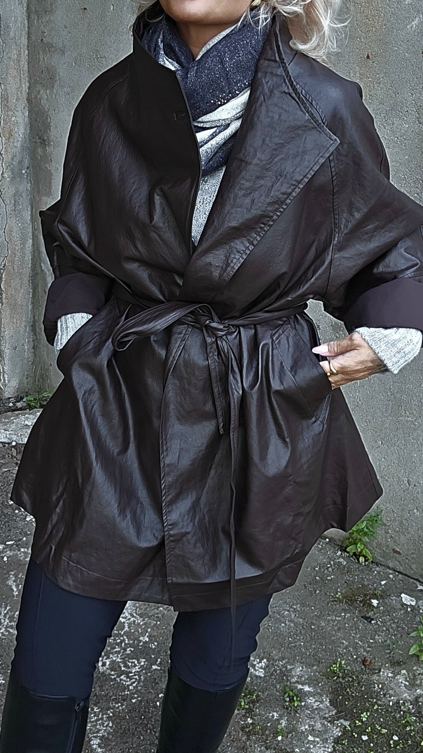Noir eco leather coat black