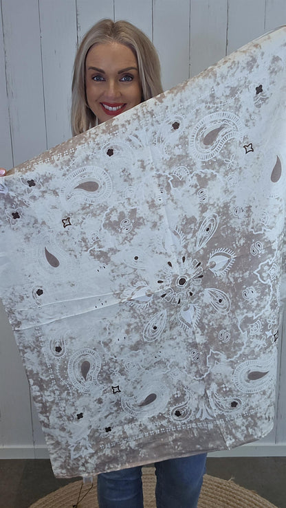 Erika skjerf beige