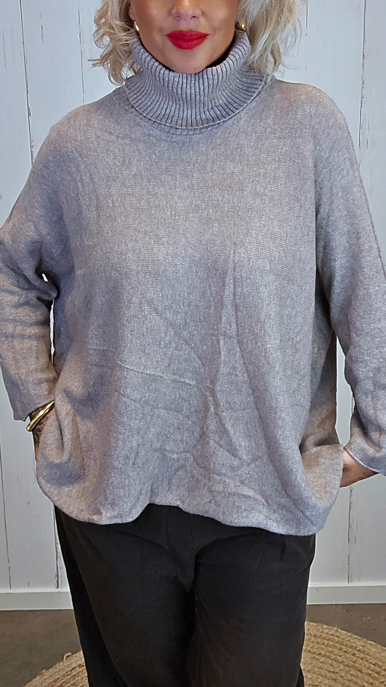Kajsa Genser taupe