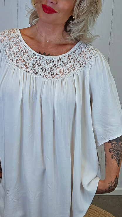 Freja blonde topp beige