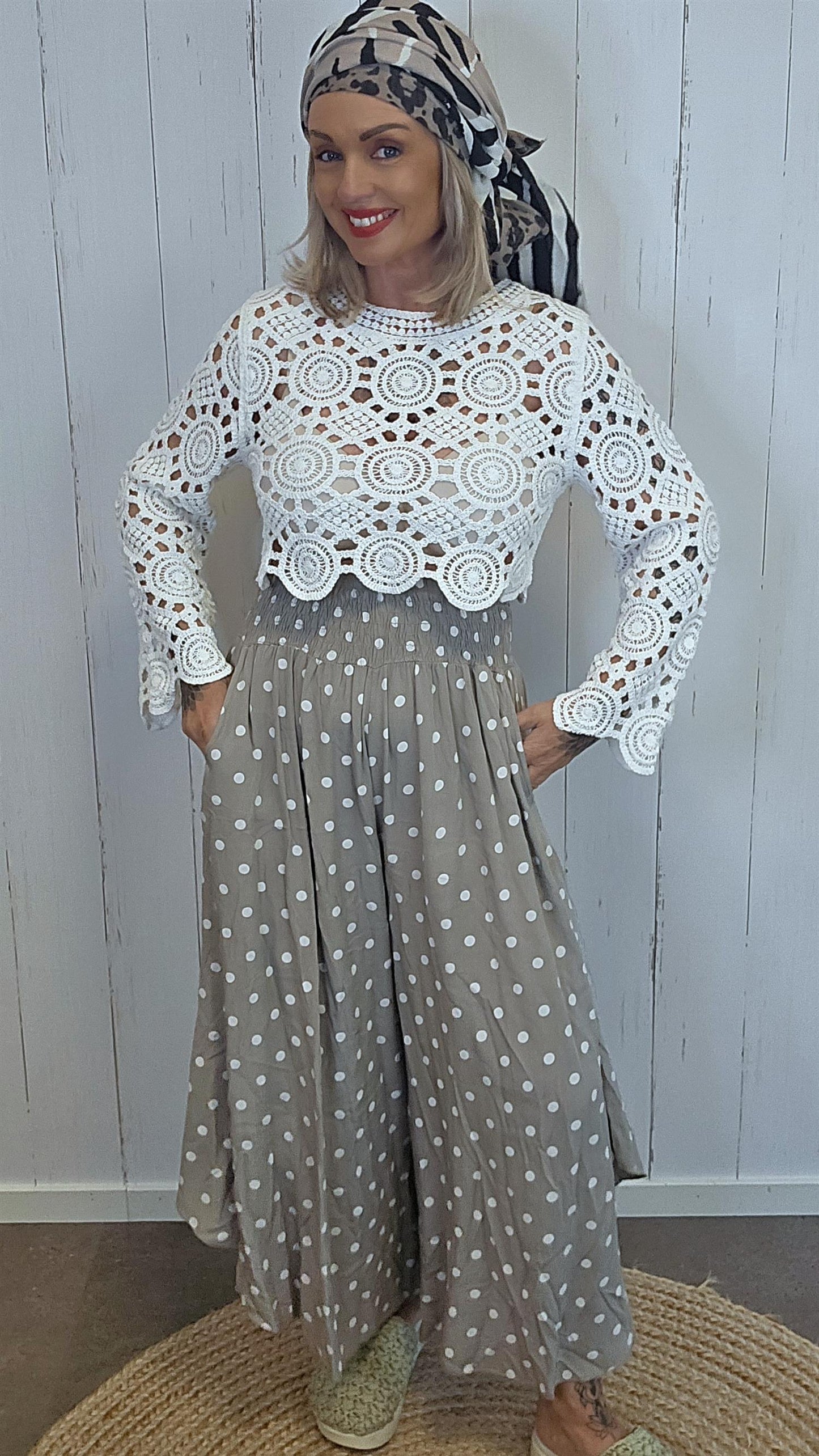 Polka dot bukse taupe