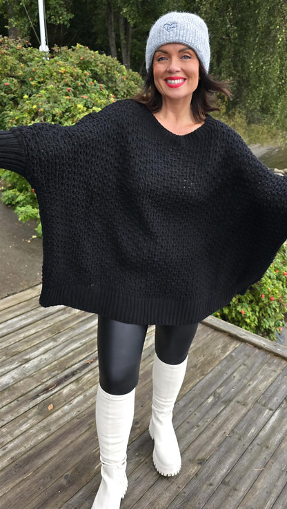 Inez baggy genser svart