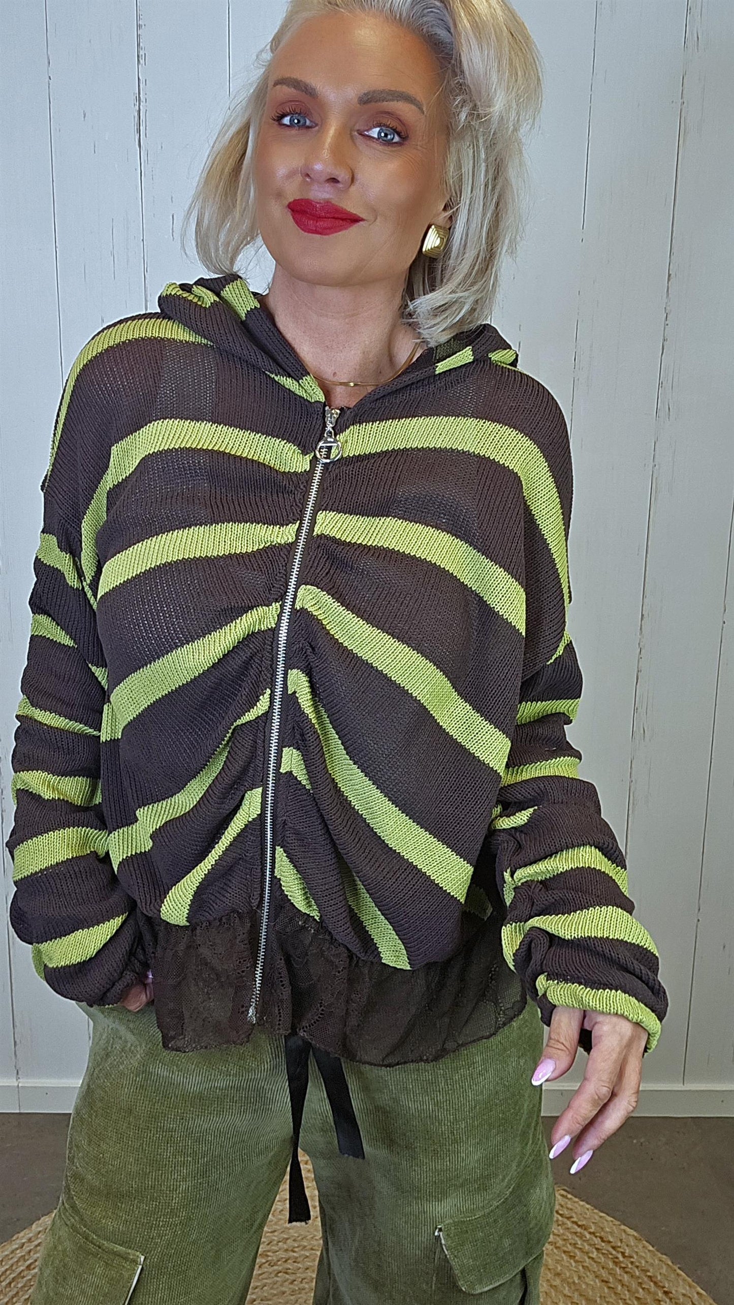 Hettejakke med blonder brun