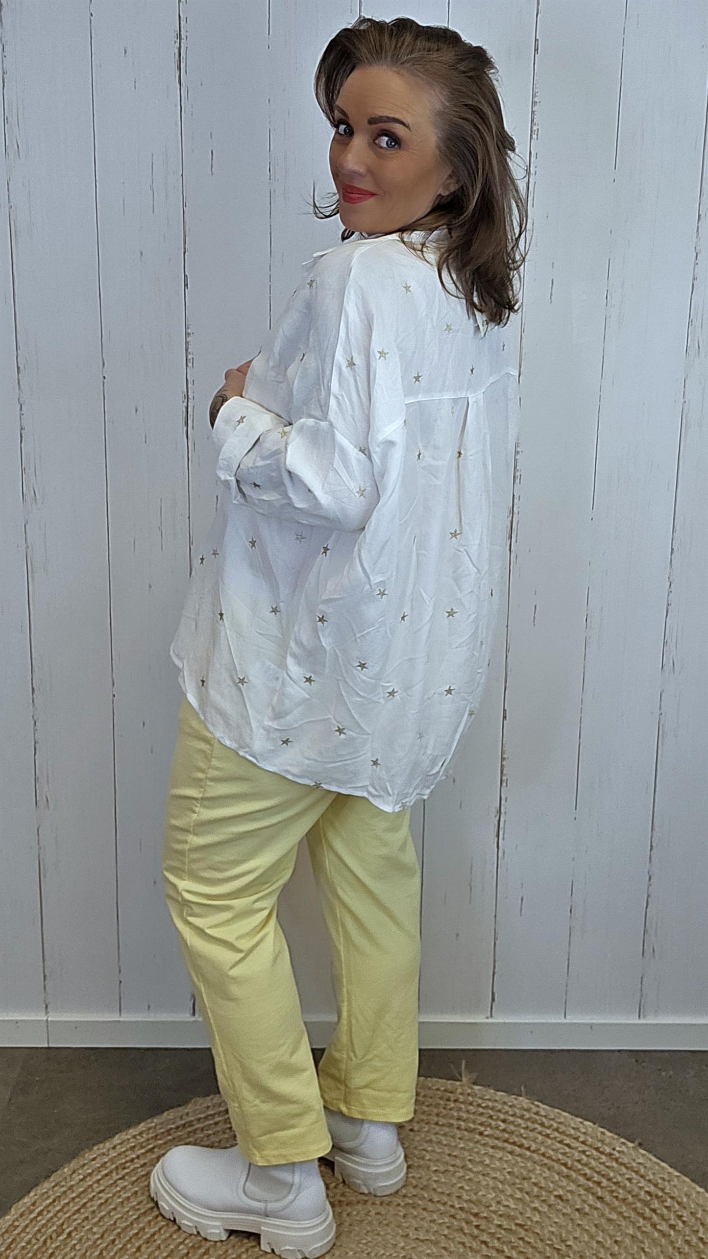 Nora skjorte med stjerner hvit