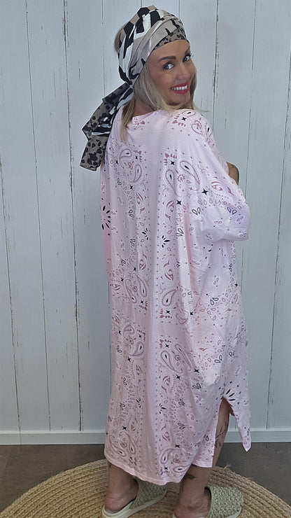 T-skjortekjole med print rosa