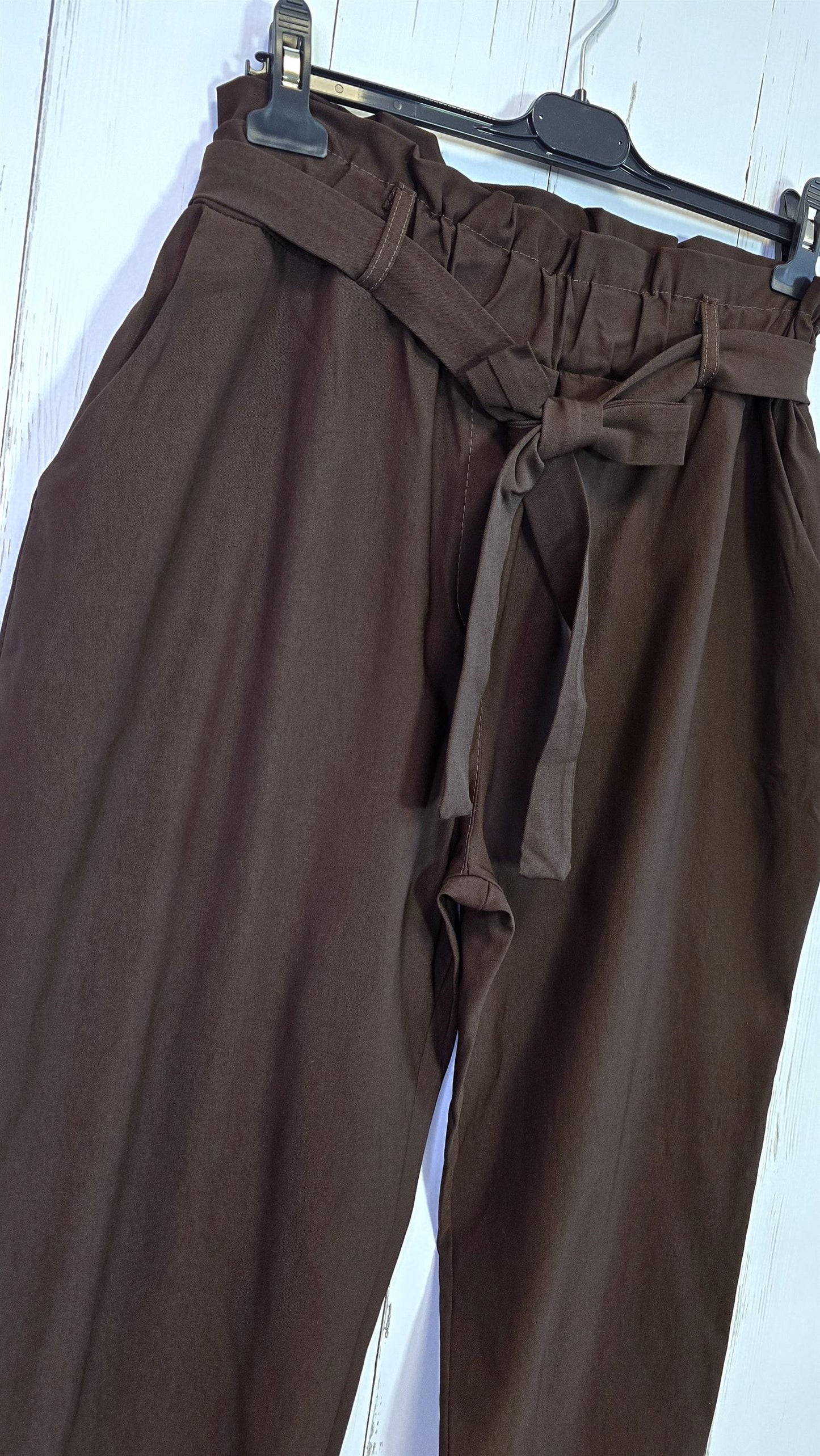 Bukse brun med knytebelte