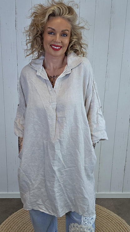 Christy beige linkjole med oppbrettbare ermer
