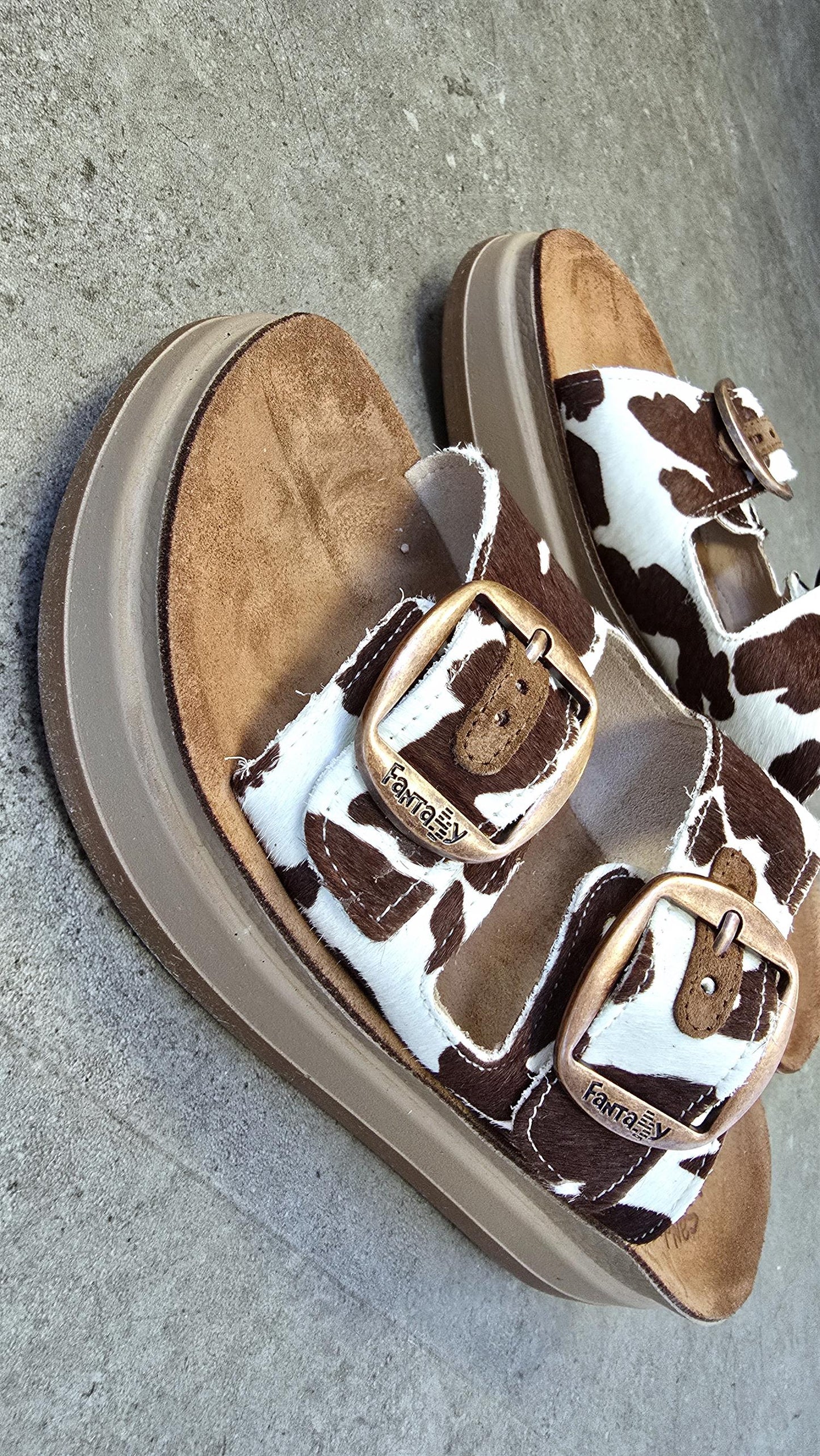 Cacao cow sandaler