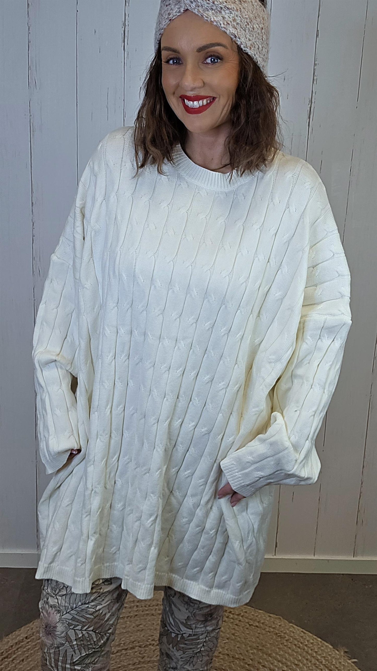 Emilie strikkegenser creme