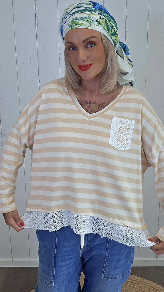 Cecilie stripet topp lys camel