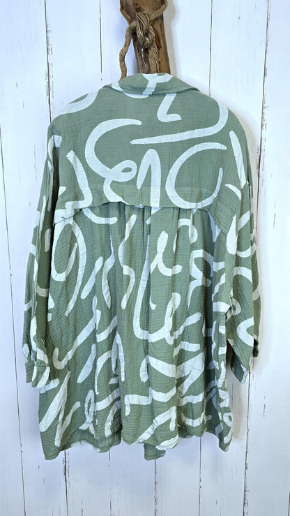 Sigrid bomullsskjorte med abstrakt mønster