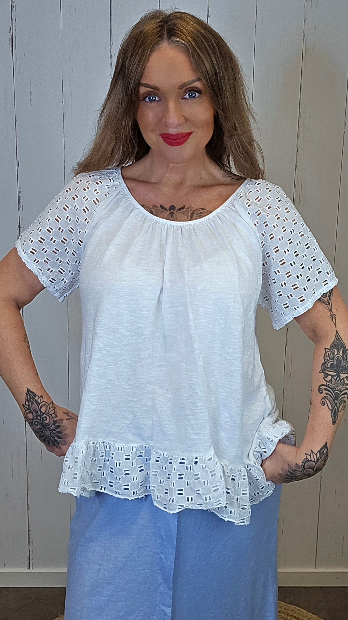 Camilla topp med blonder Hvit