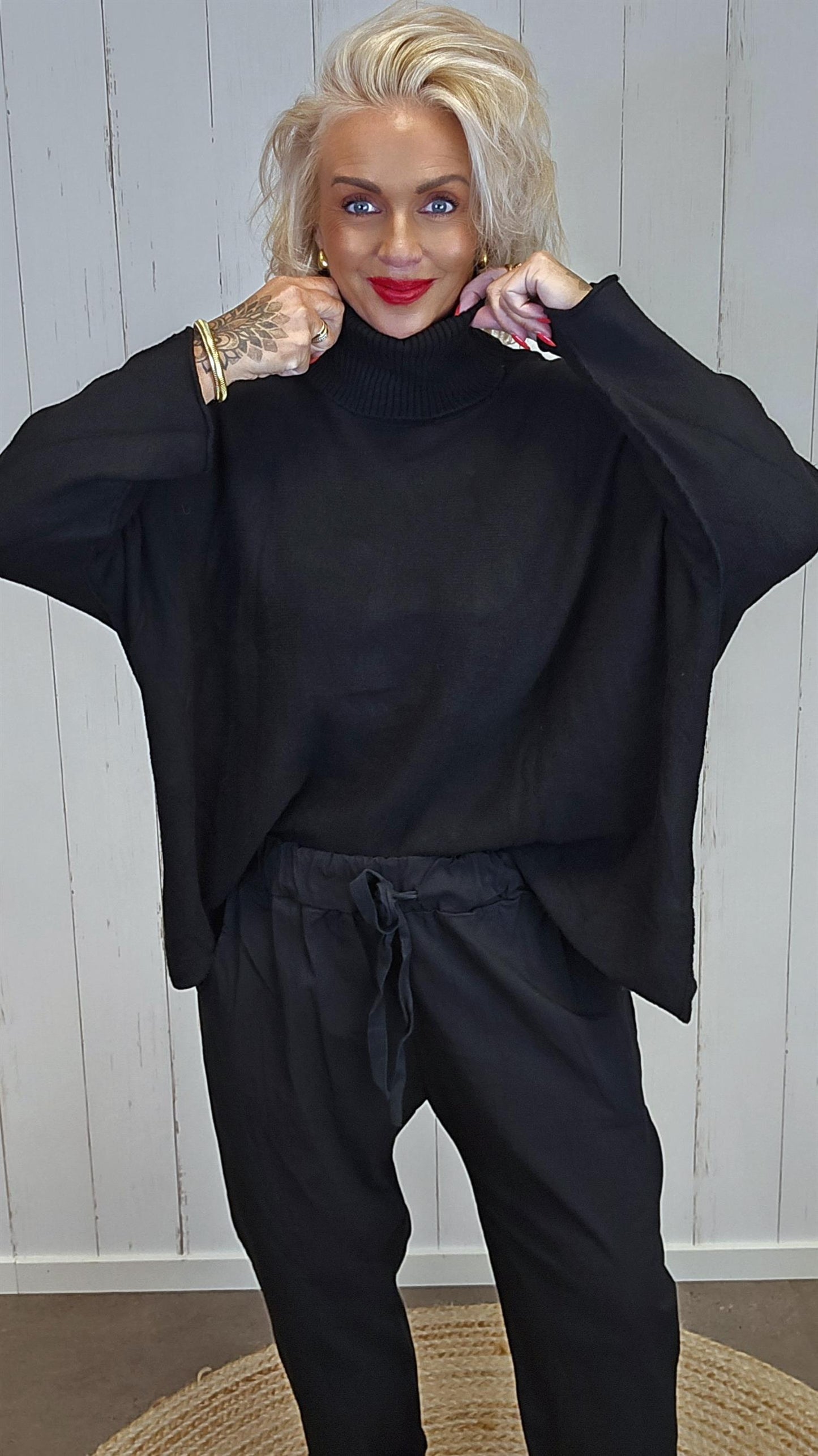 Kajsa Genser svart