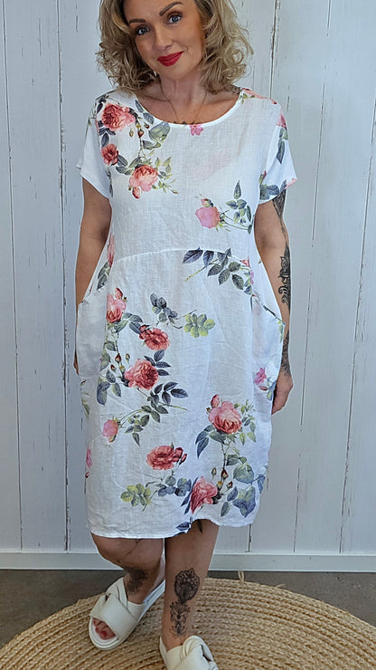 Lena linkjole med rosemønster hvit