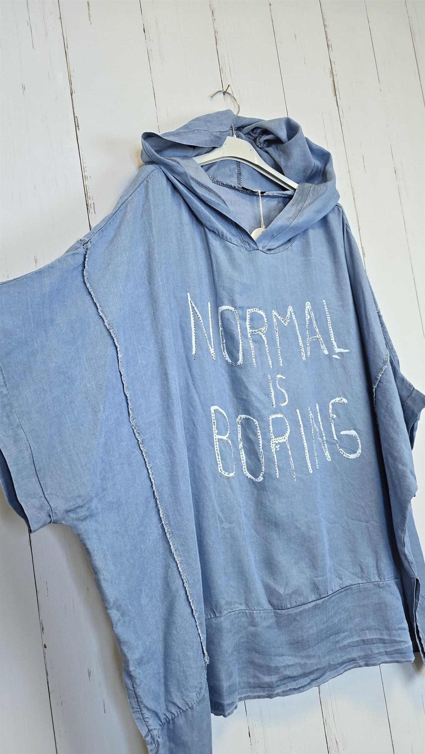 Normal is boring hettetopp