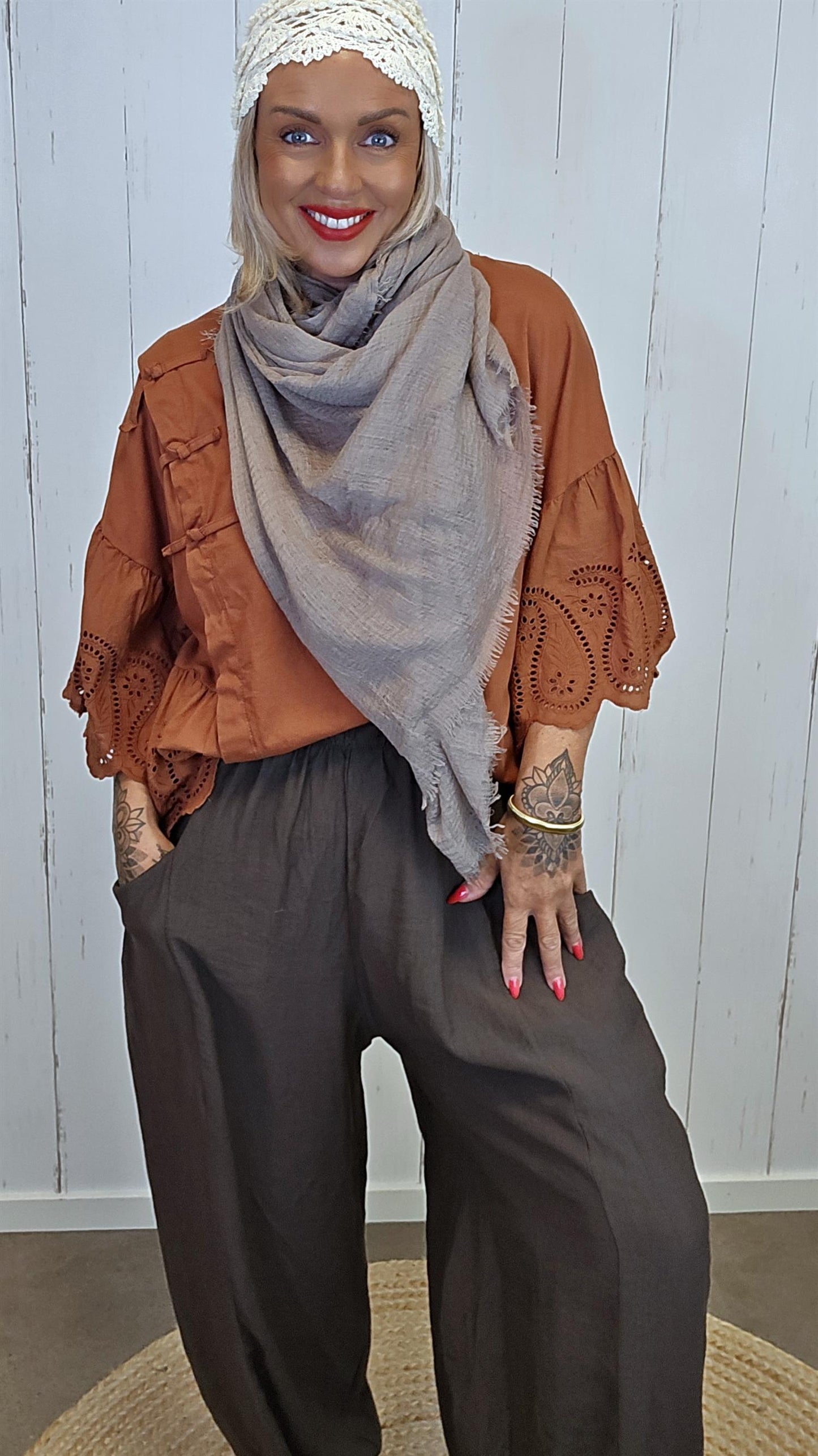 Izzy skjerf taupe