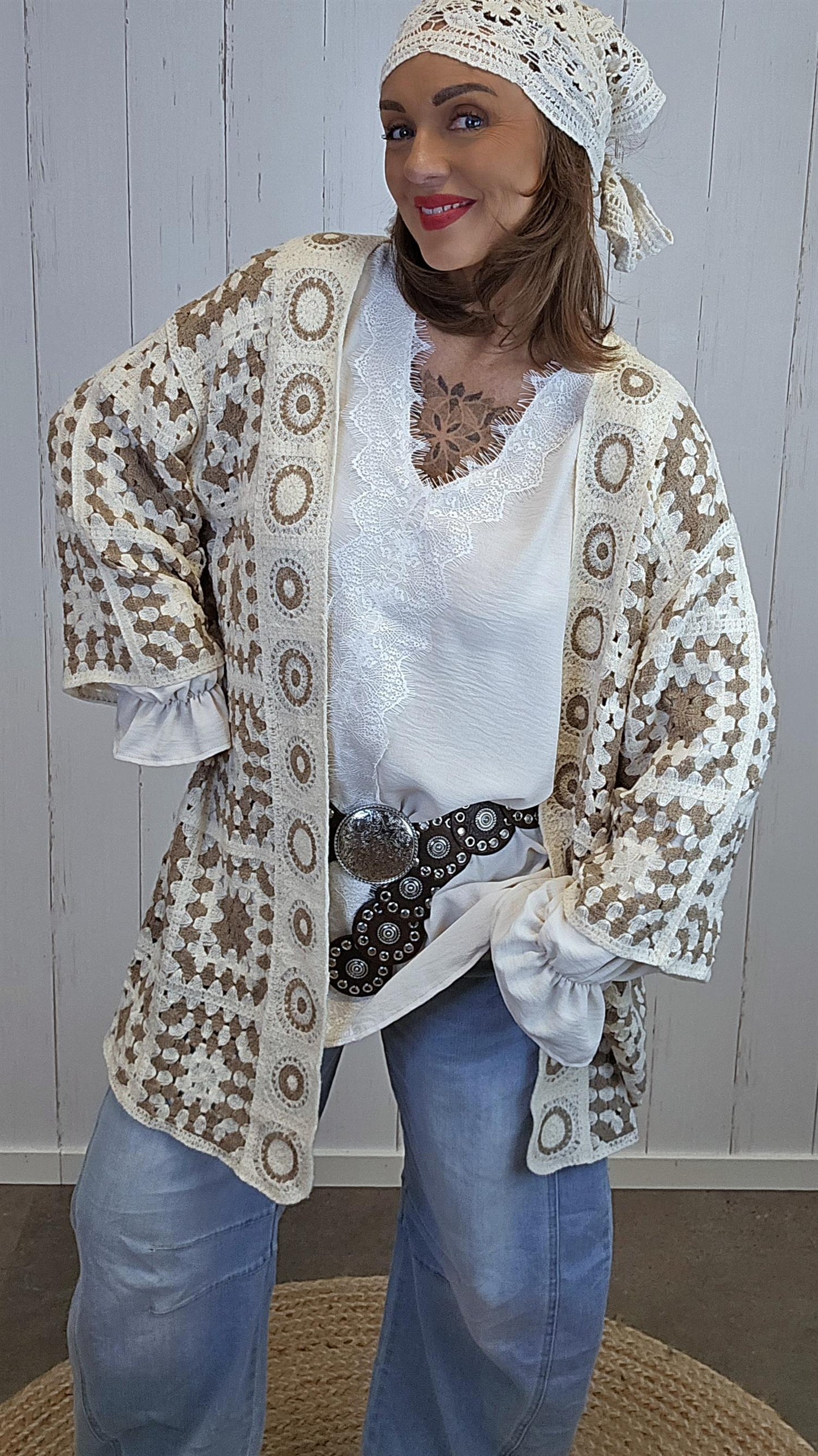 Frida crochet jakke beige