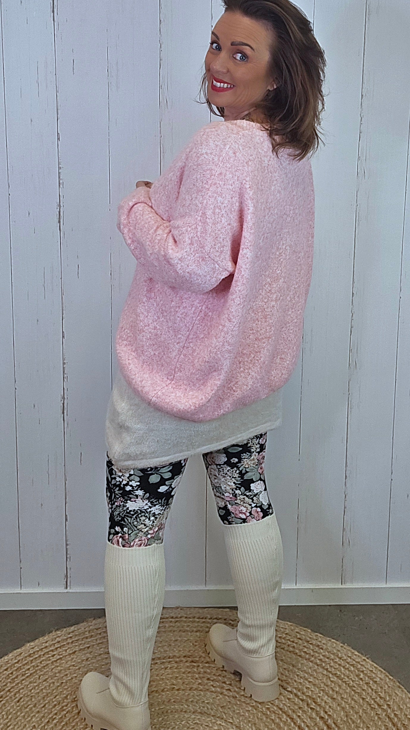 Ella Myk Strikket V-hals Genser Rosa