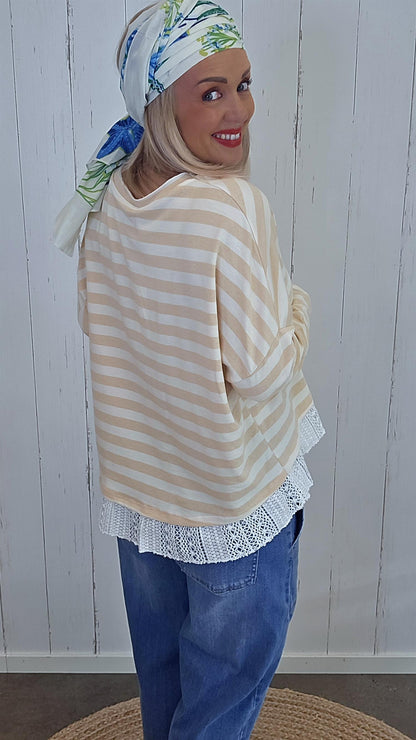 Cecilie stripet topp lys camel