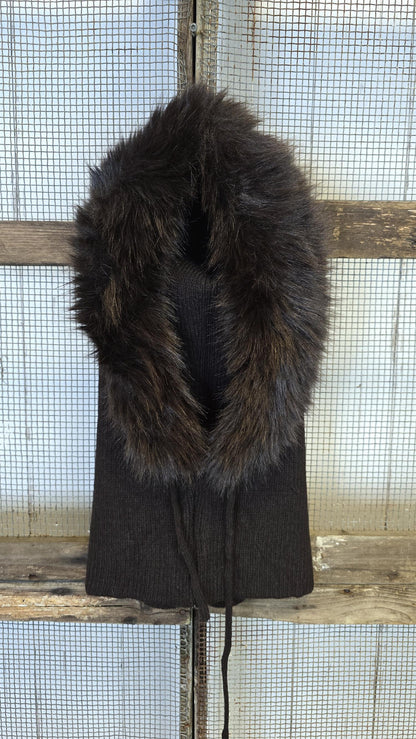 Balaclava hette med pels brun