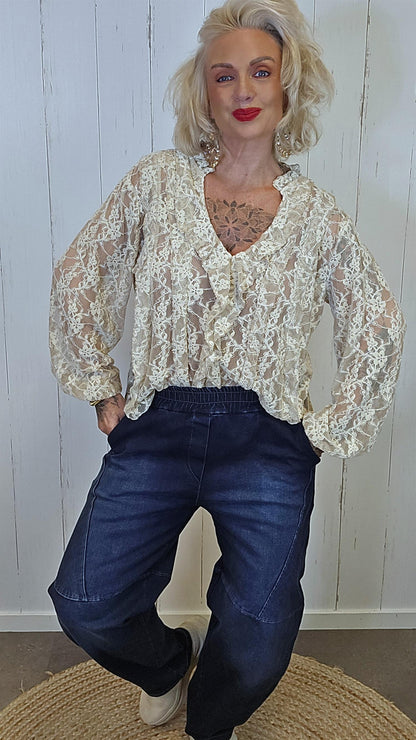 Harper stretchy barrel jeans