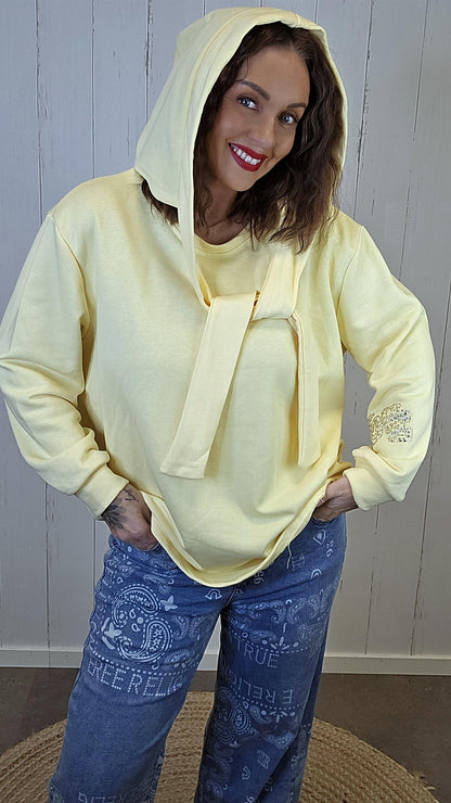 Amalie hettegenser gul