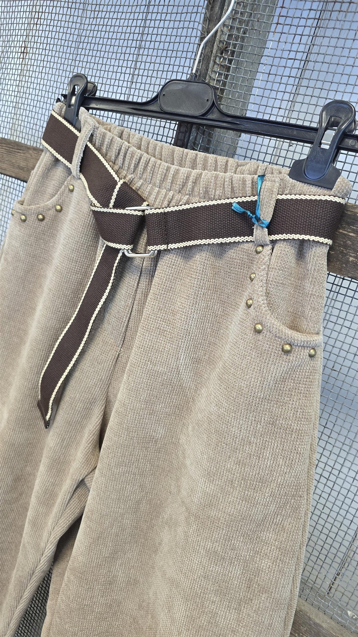 Zoe minikordbukse i barrel-modell beige
