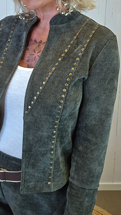 Kaia myk blazer med gullnagler kaki