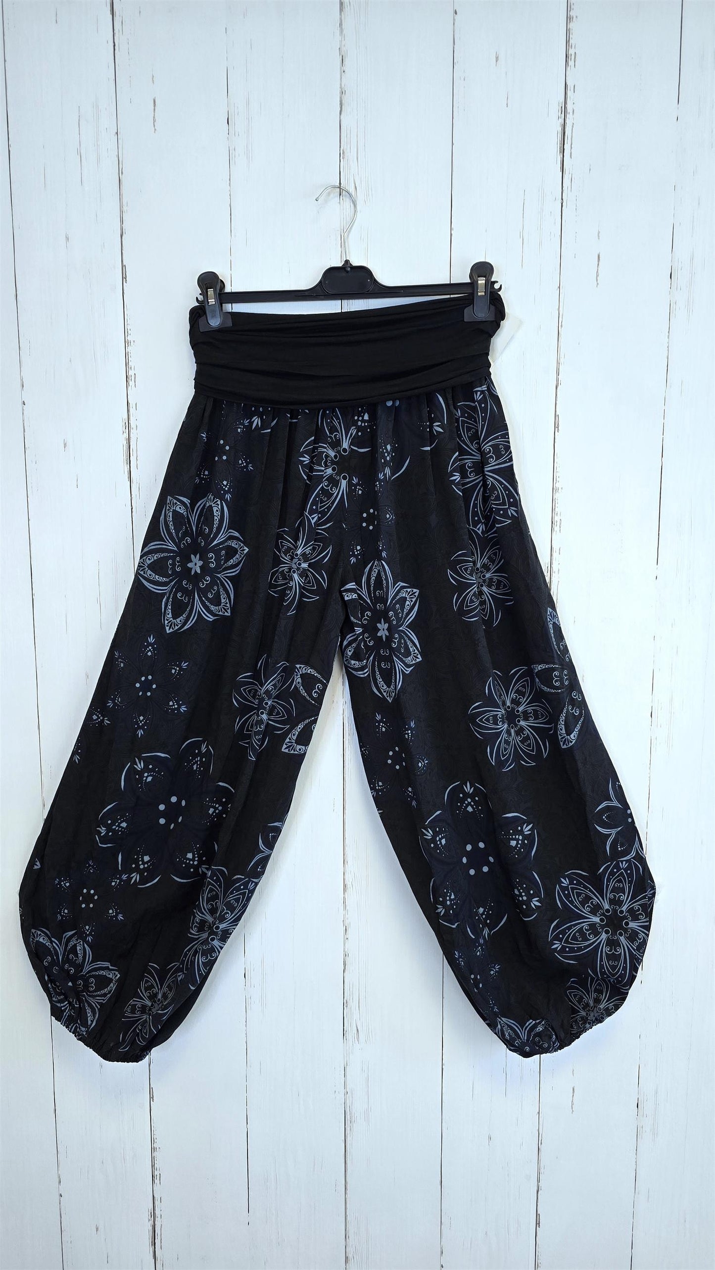 Jasmine bukse med print svart
