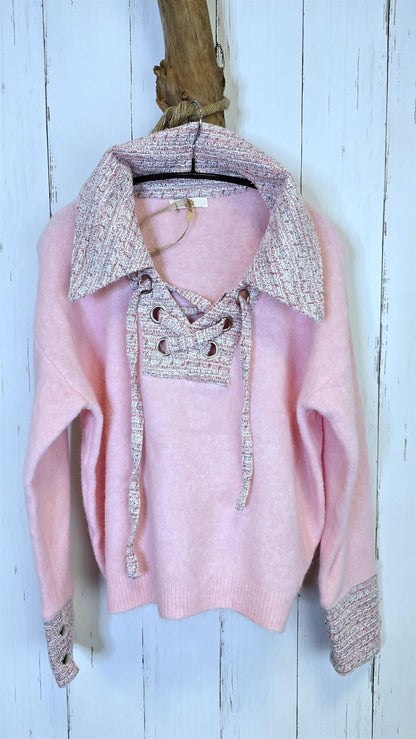 Rosita strikkegenser med tweed-detaljer rosa