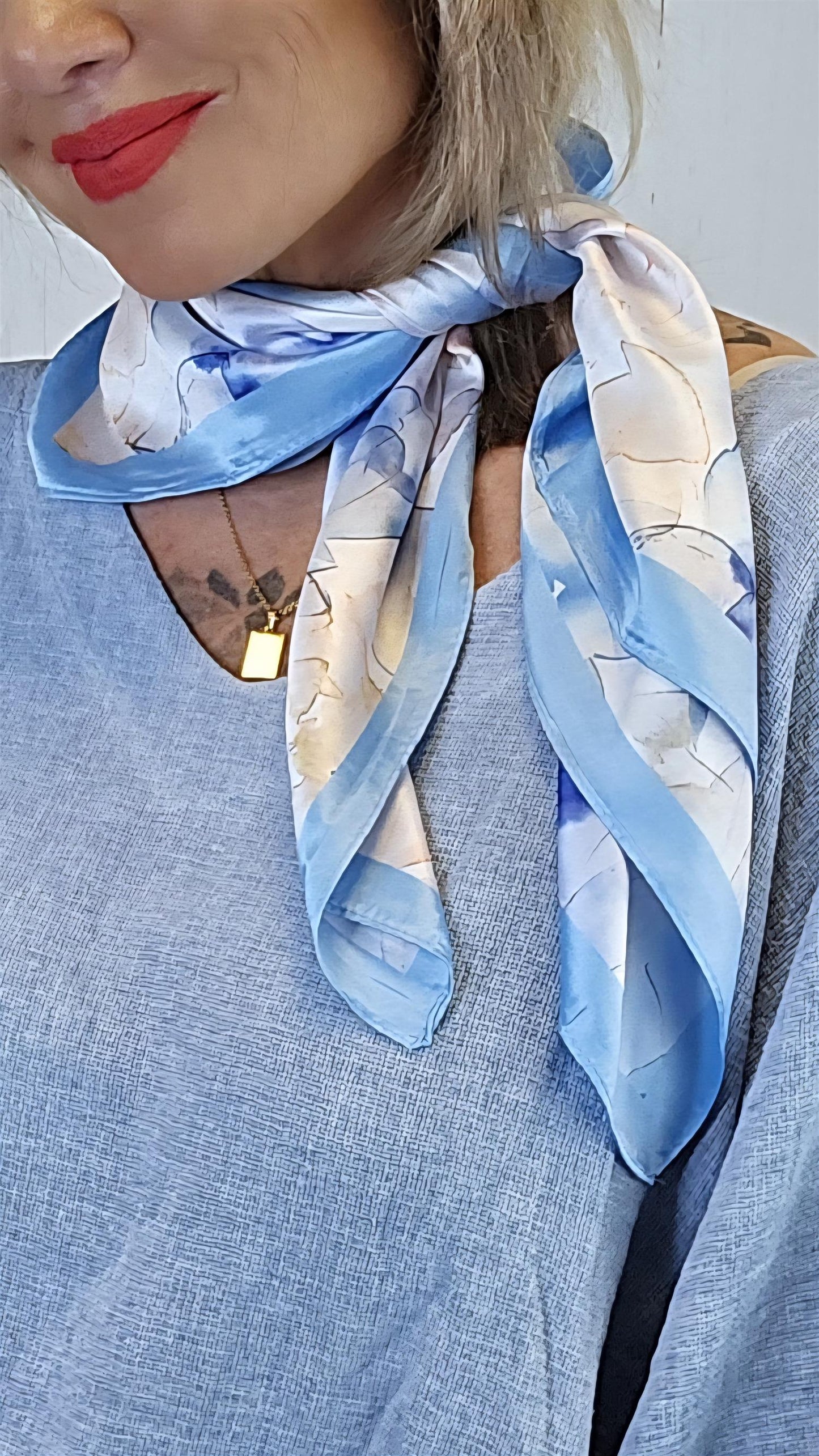 Emma skjerf blå