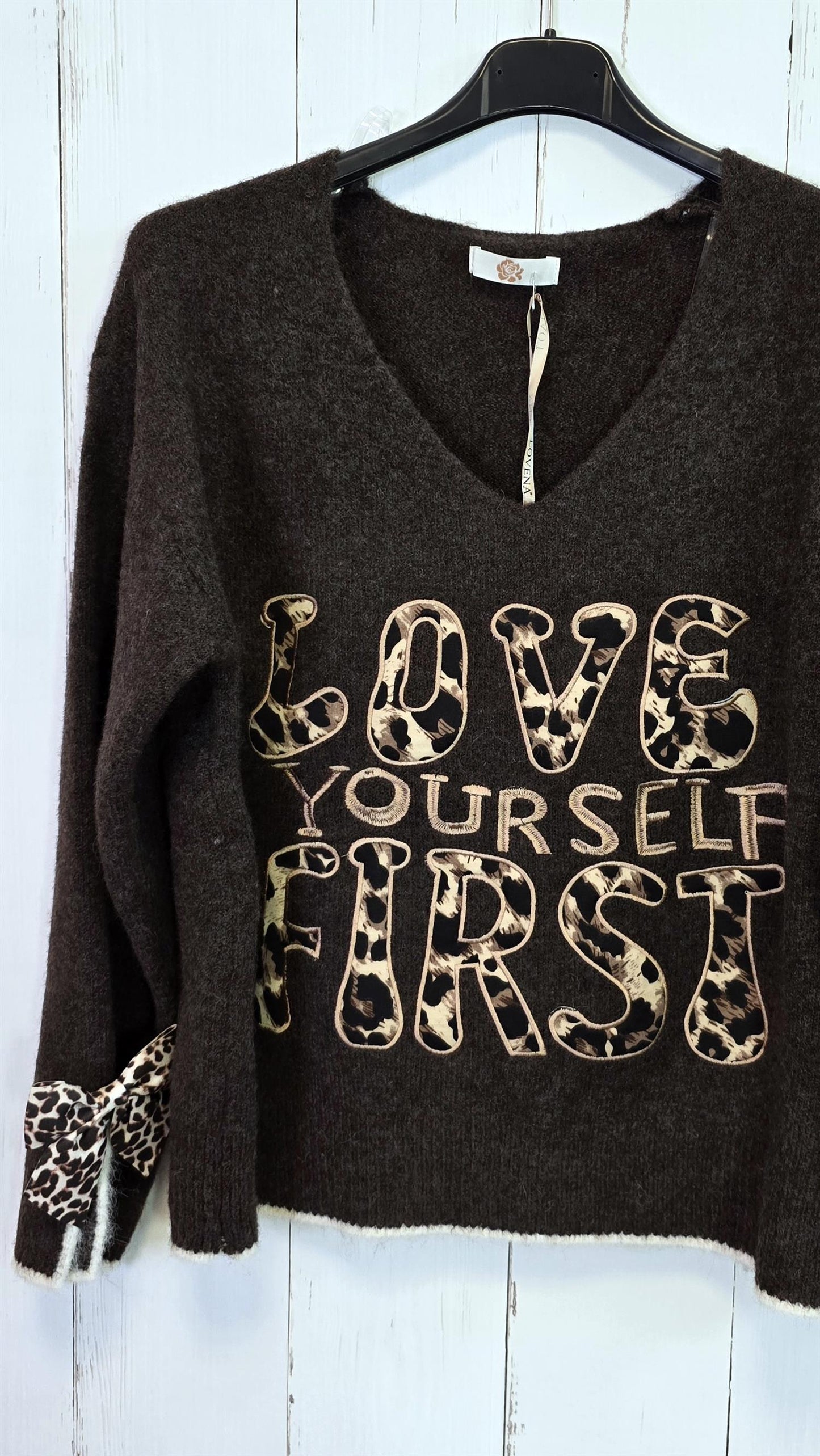 Elvira LoveYourself Genser Brun