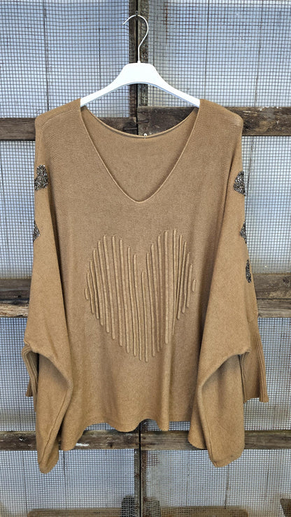 Strikket Ponchogenser med Hjerte camel