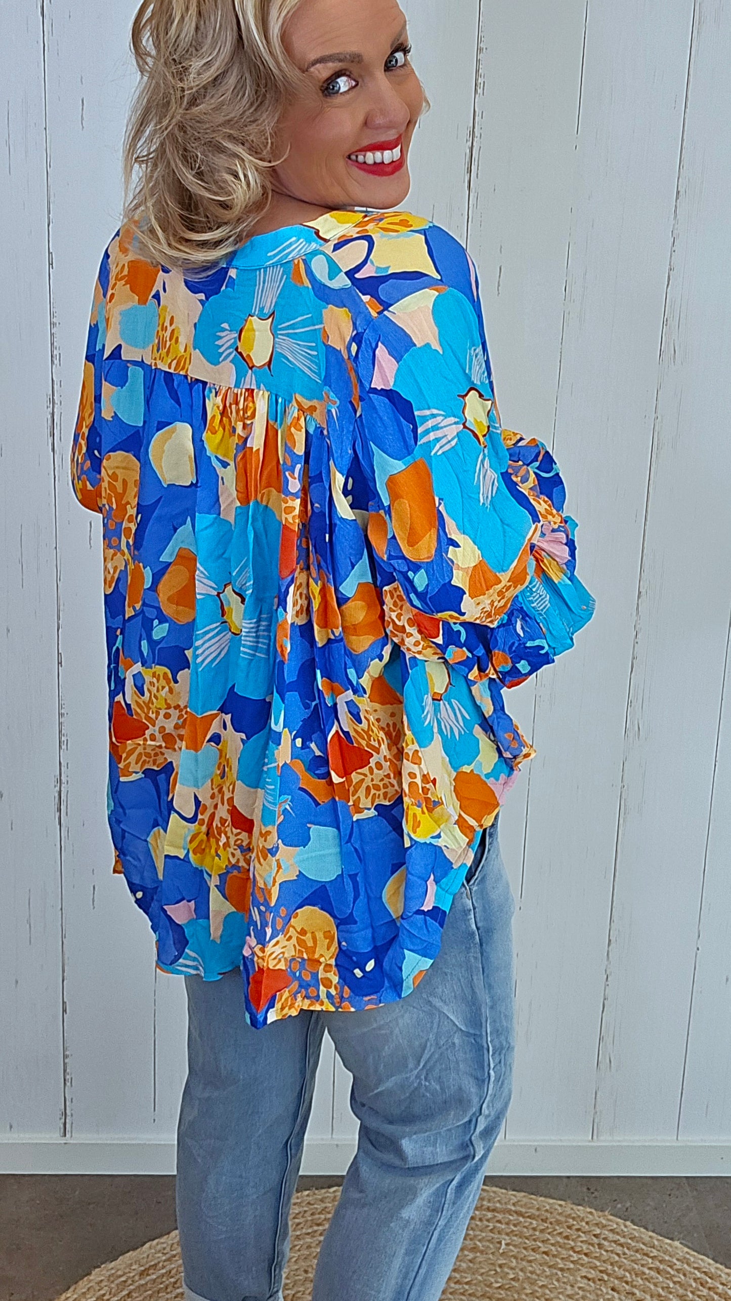 Janine bluse med print blå