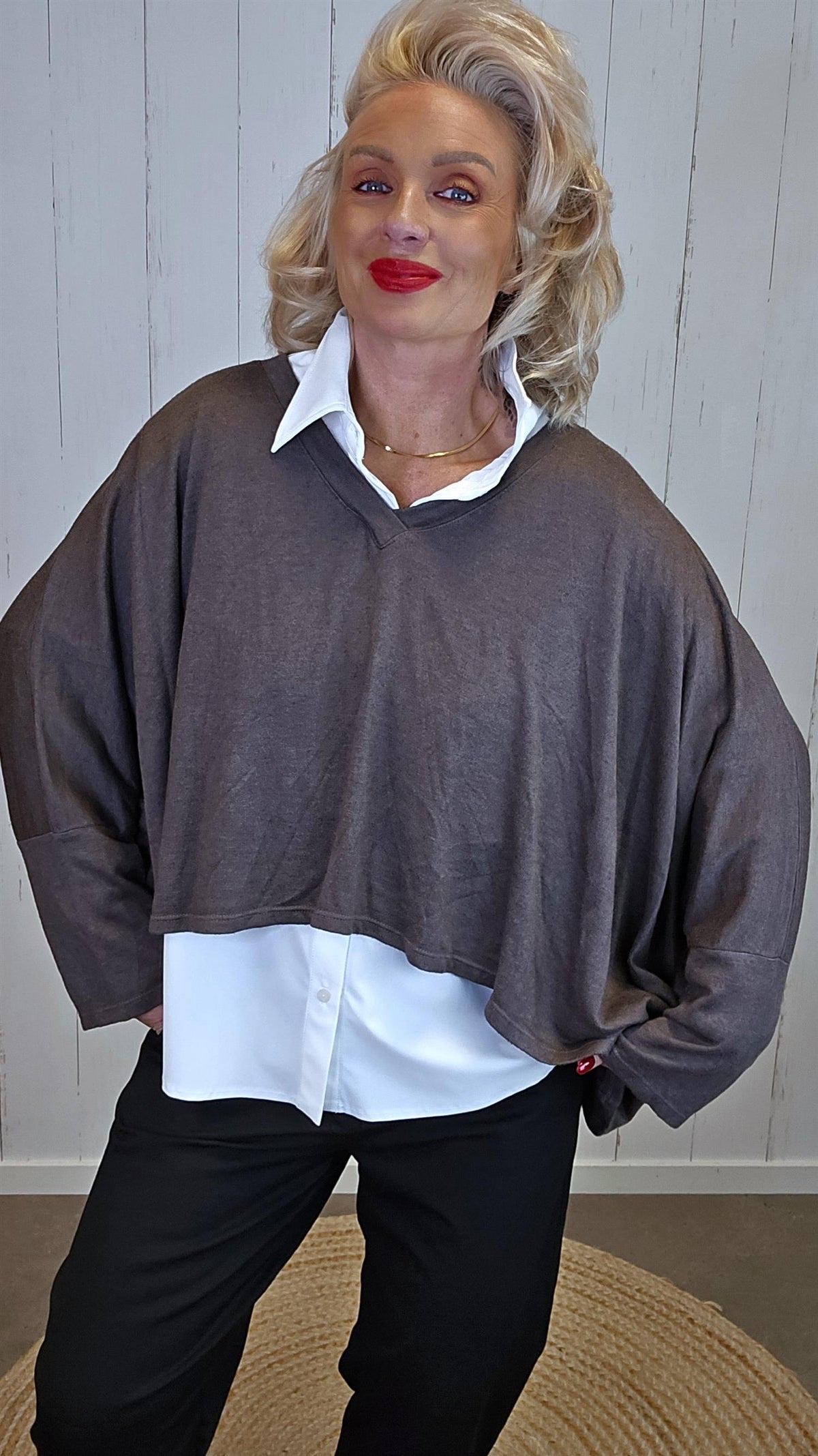 Xenia oversized topp brun