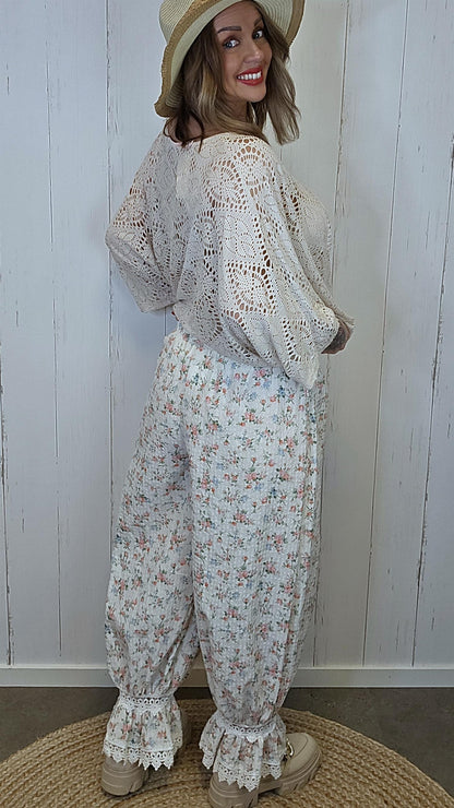 Frida blomsterbukse med blondekant