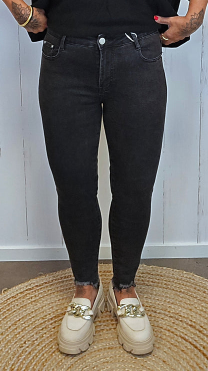 Amalie slim jeans svart