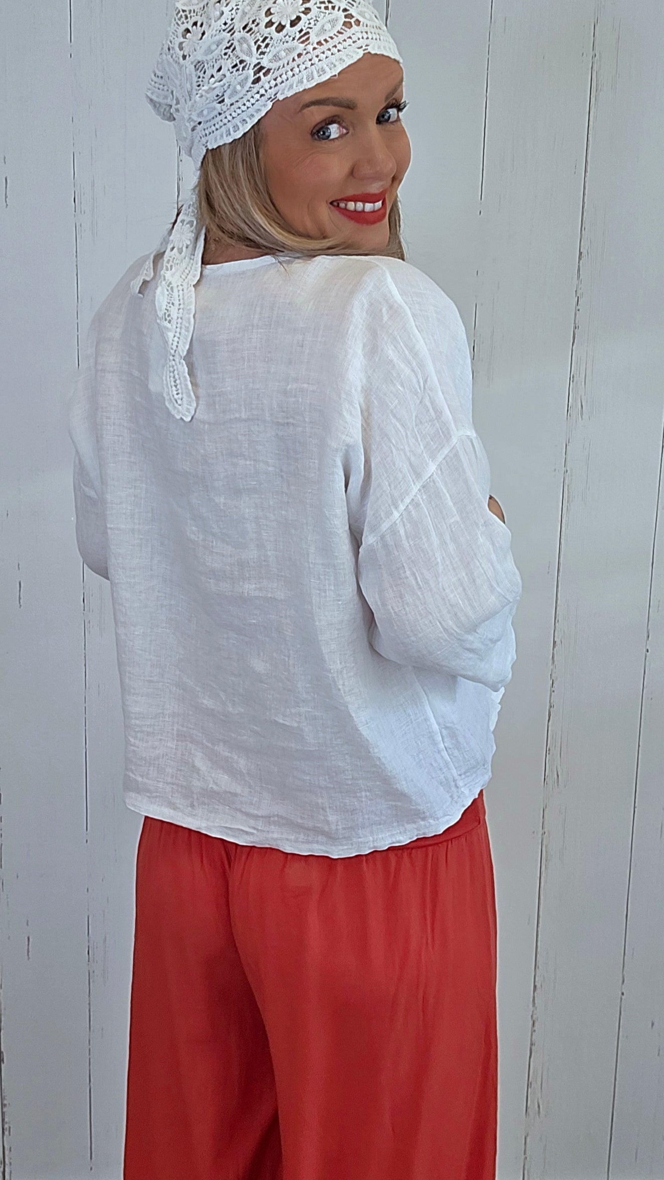 Thea blonde skjerf hvit