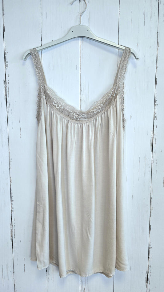 Singlet med blonder beige