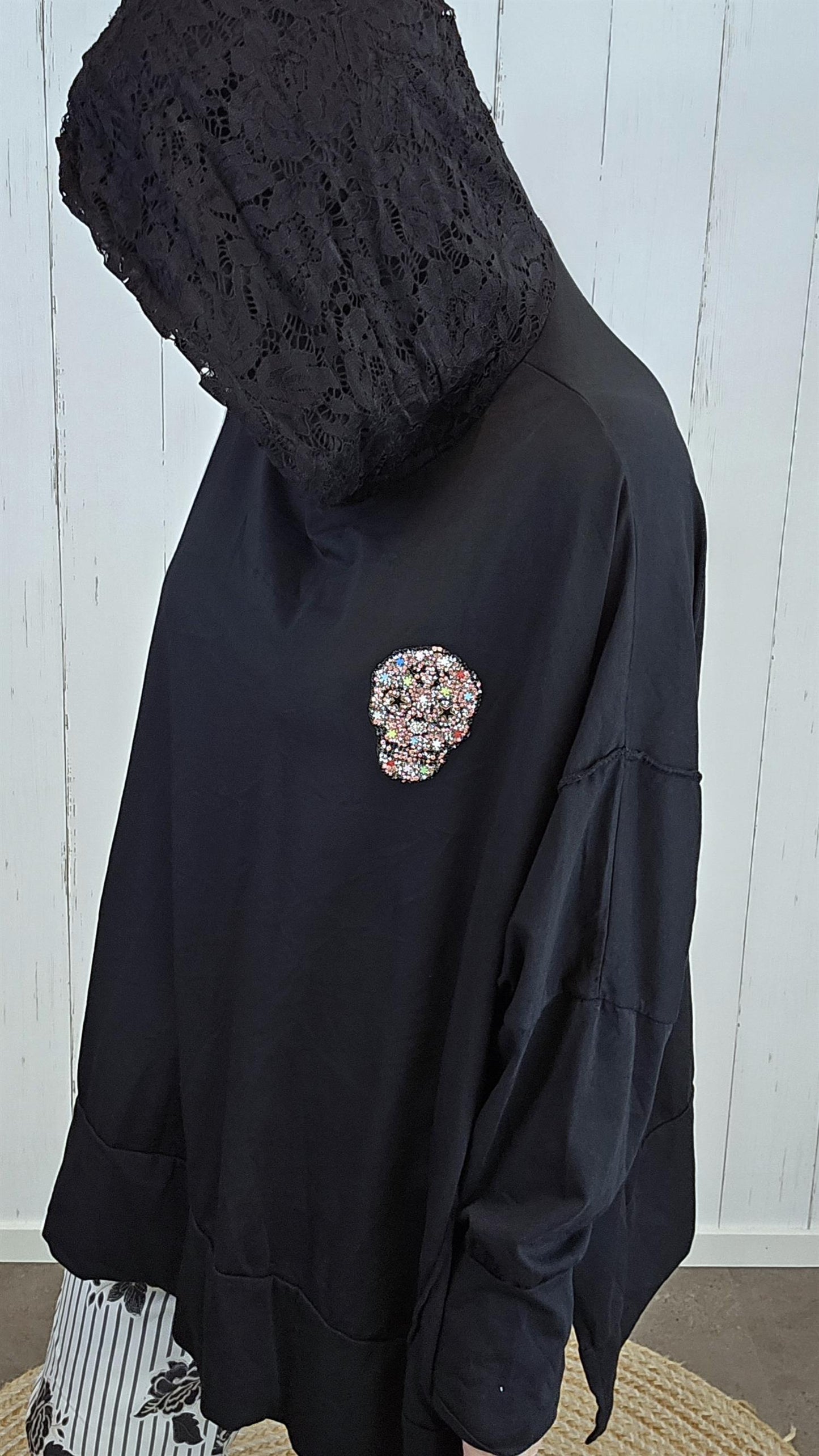 Nora skull hettegenser svart