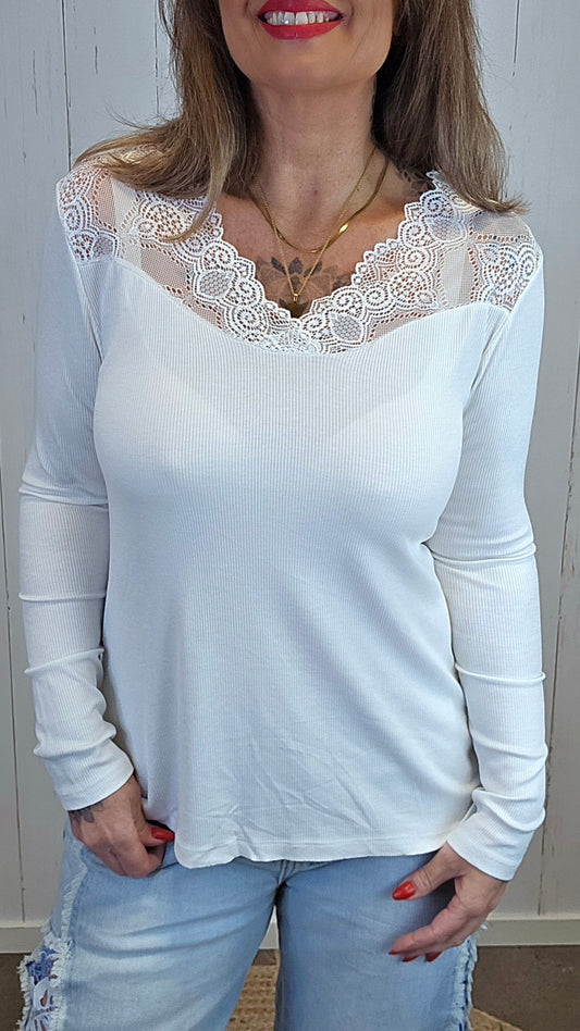 Wenche ribbet topp hvit