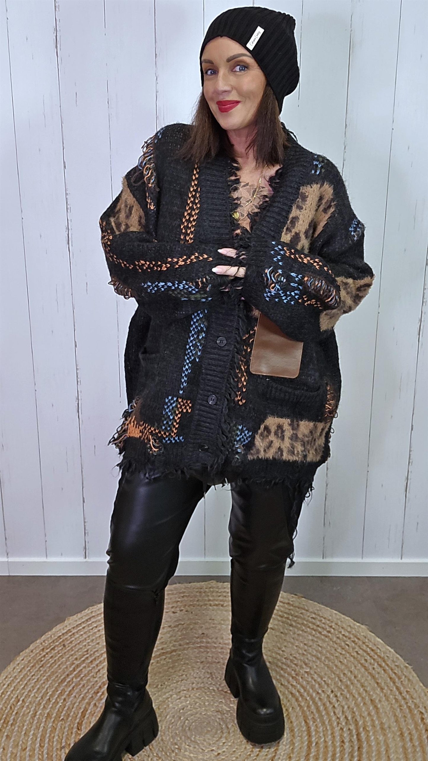 Rikke sort cardigan med leoparddetaljer
