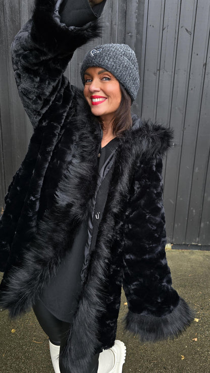 Bianca hette jakke med pels