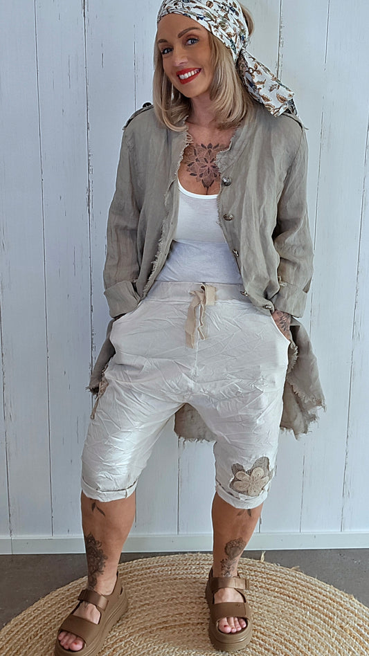 Elsa shorts i viskoseblanding beige
