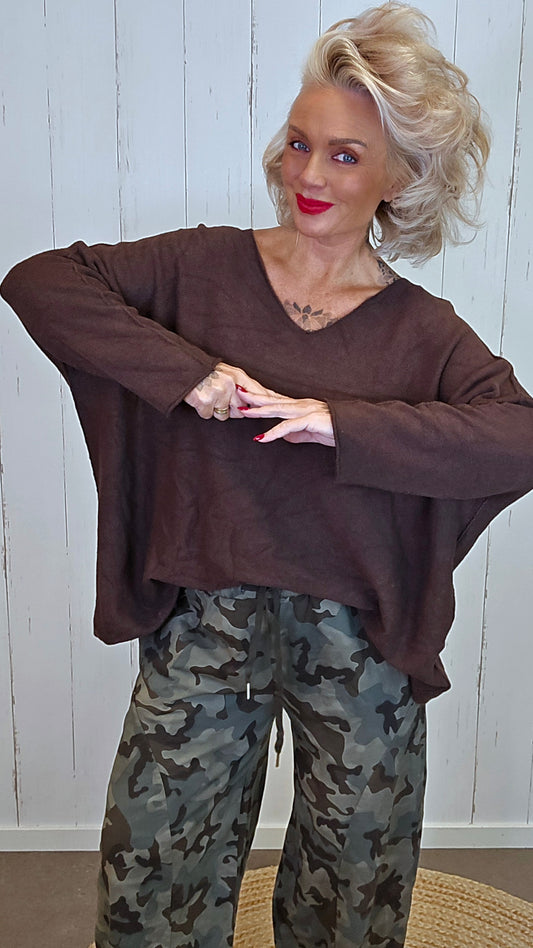 Malena Genser mørk brun