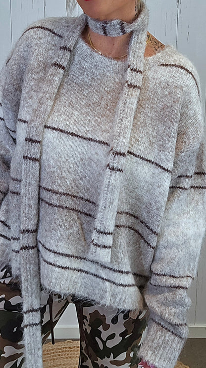 Iben strikketgenser med belte Beige