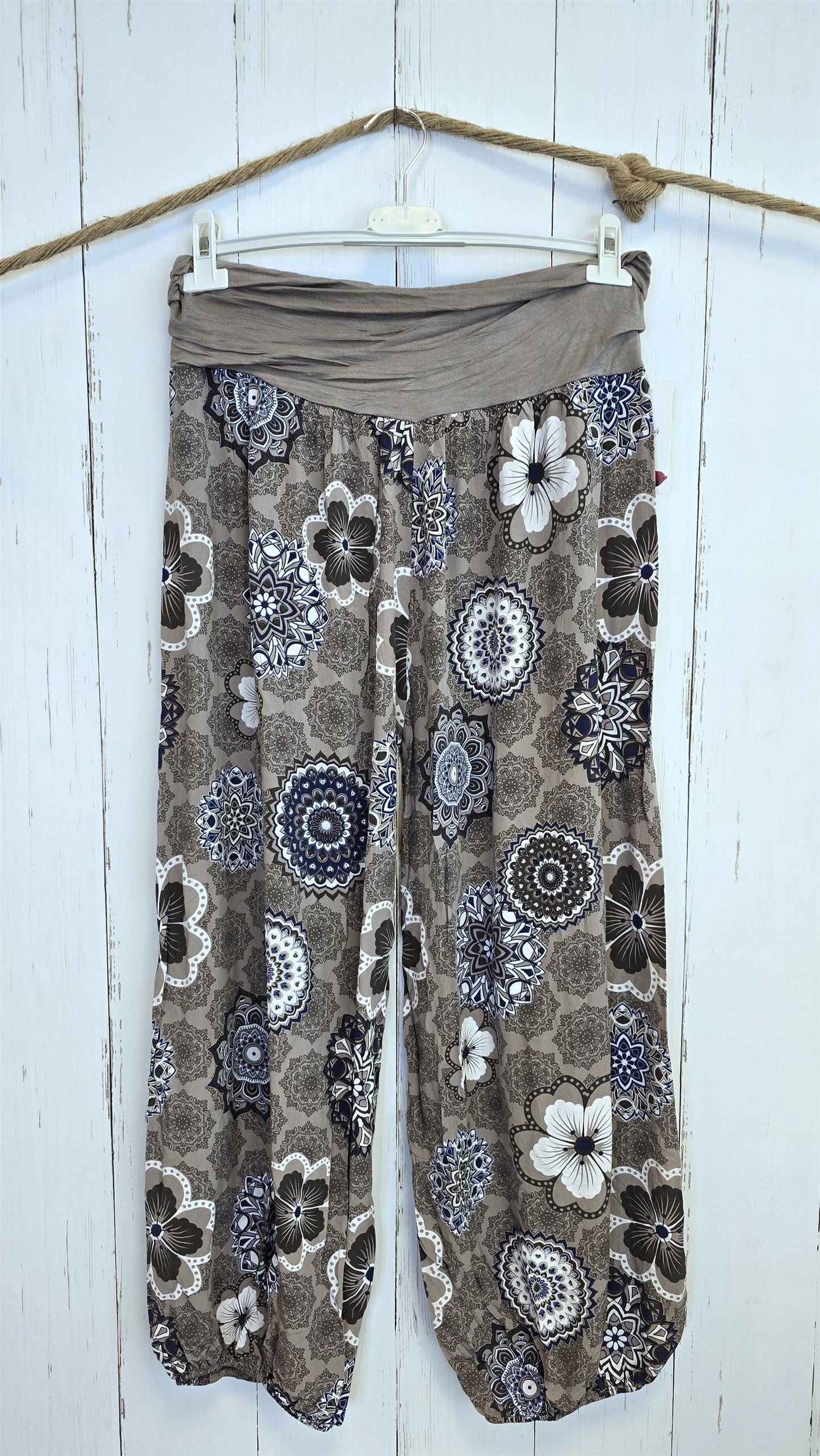 Henriette bukse med print taupe