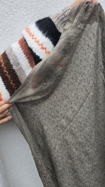 Tanja skjerf taupe